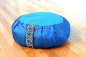 Dali Mama Raw Silk Meditation Cushion